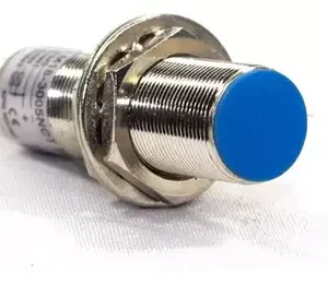Sensor Indutivo 05/18mm Cc Pnp 1naf C/ Cabo Lm18-3005pc